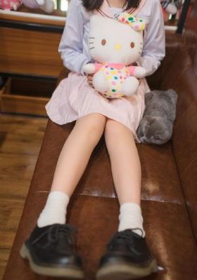 魔女与野兽_DVD手机免费观看完整